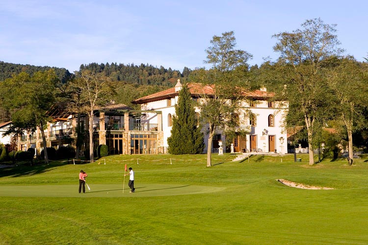 Casa Club - Larrabea Golf