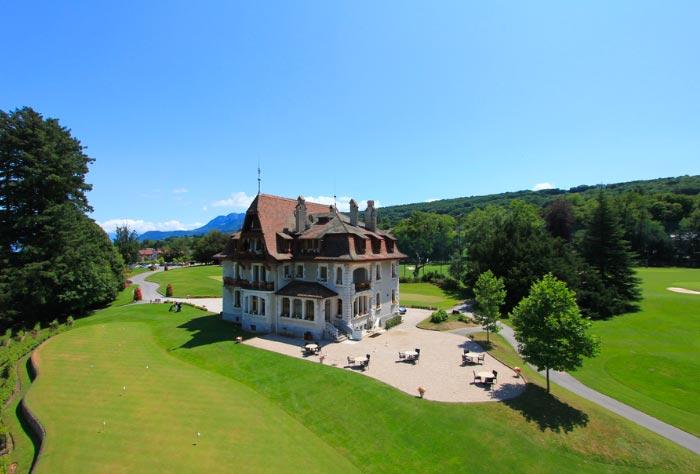 Casa club del Evian Resort Golf Club
