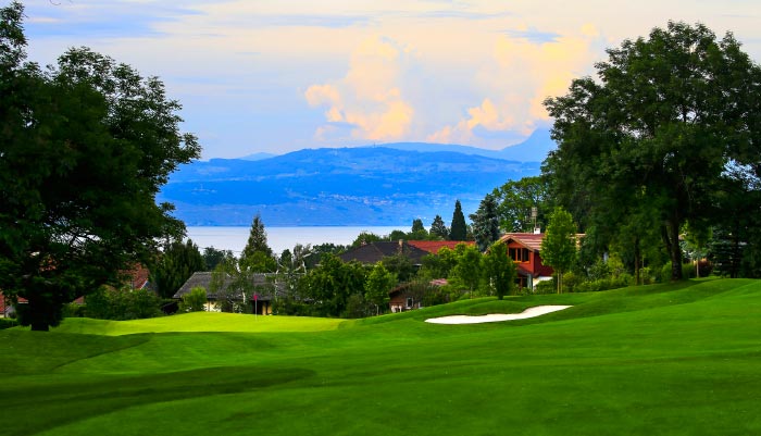 Impresionante vista del Evian Resort Golf Club