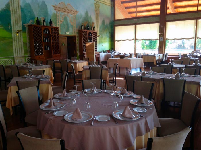Restaurante del club Golf Lomas-Bosque ▷ MundoGolf.golf