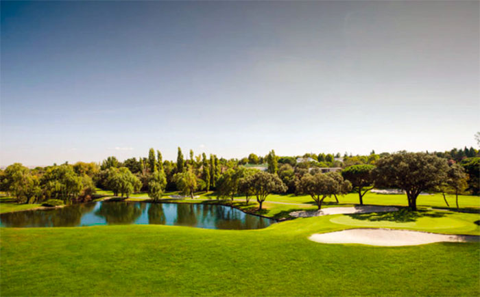 Precioso atardecer en el Real Club de Golf La Moraleja de Madrid | MundoGolf.golf